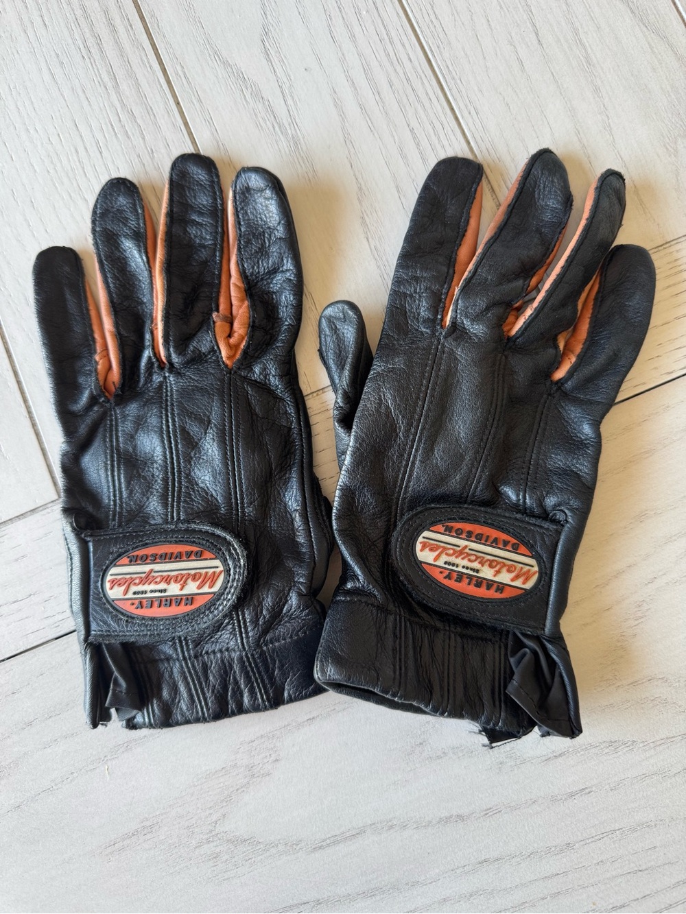 Women’s Vintage Leather Harley-Davidson Motorcycle Gloves